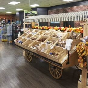 Inside Friendly Pets, Exeter, NH