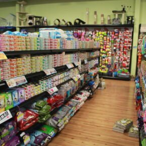 Dog and Cat Food Aisle at Friendly Pets in Exeter, NH